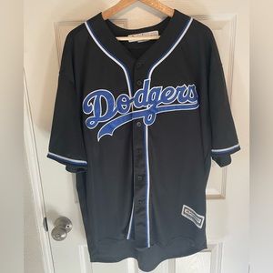Los Angeles Dodgers Men’s Jersey Clayton Kershaw #22 Black/Blue- XL